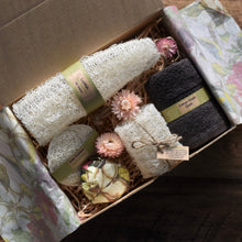 Load image into Gallery viewer, Classic gift box with NZ grown loofah | A unique gift for someone who has everything
