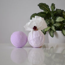 Load image into Gallery viewer, bath bomb sleep blend with essential oils

