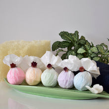Load image into Gallery viewer, lush bath bombs | The Loofah Patch
