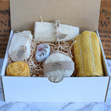 Load image into Gallery viewer, Refresh gift box set with nz grown loofah, botanical soa and body balm from The Loofah Patch
